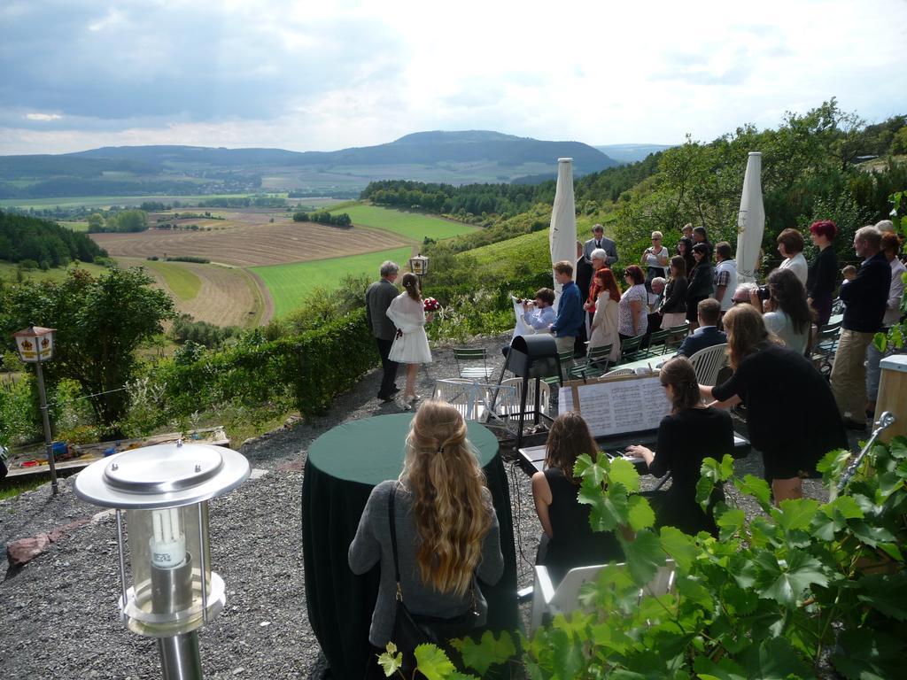 Kaiser'S Weinland Hotel Hammelburg Bagian luar foto